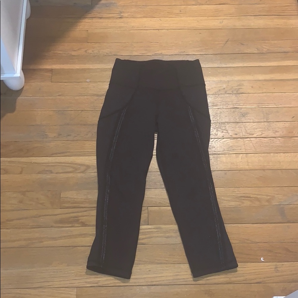Black lululemon leggings